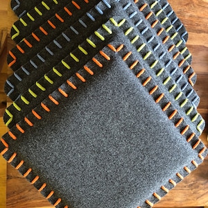 Chair cushion made of wool felt in dark gray image 6