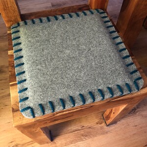 Chair cushion made of wool felt in light gray image 9