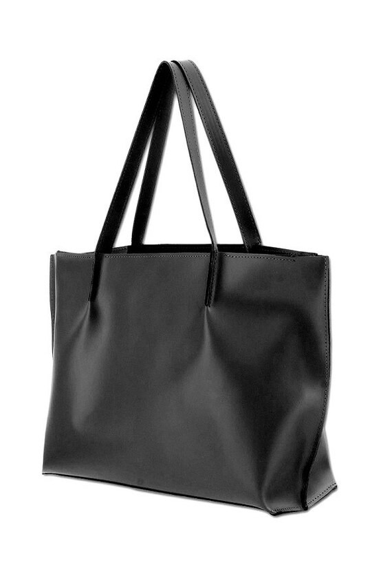 simple black leather bag