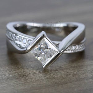 1.50 Ct Near White Princess Cut Moissanite Twisted Engagement Ring 925 Sterling Silver Wedding Ring Art Deco Ring Classic Bridal Women Ring