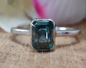 Minimalist Ring/Green Moissanite Engagement Ring/1.04 Ct Blue Green Emerald Cut Solitaire Ring/Bezel Set Vintage Ring/Women Jewelry