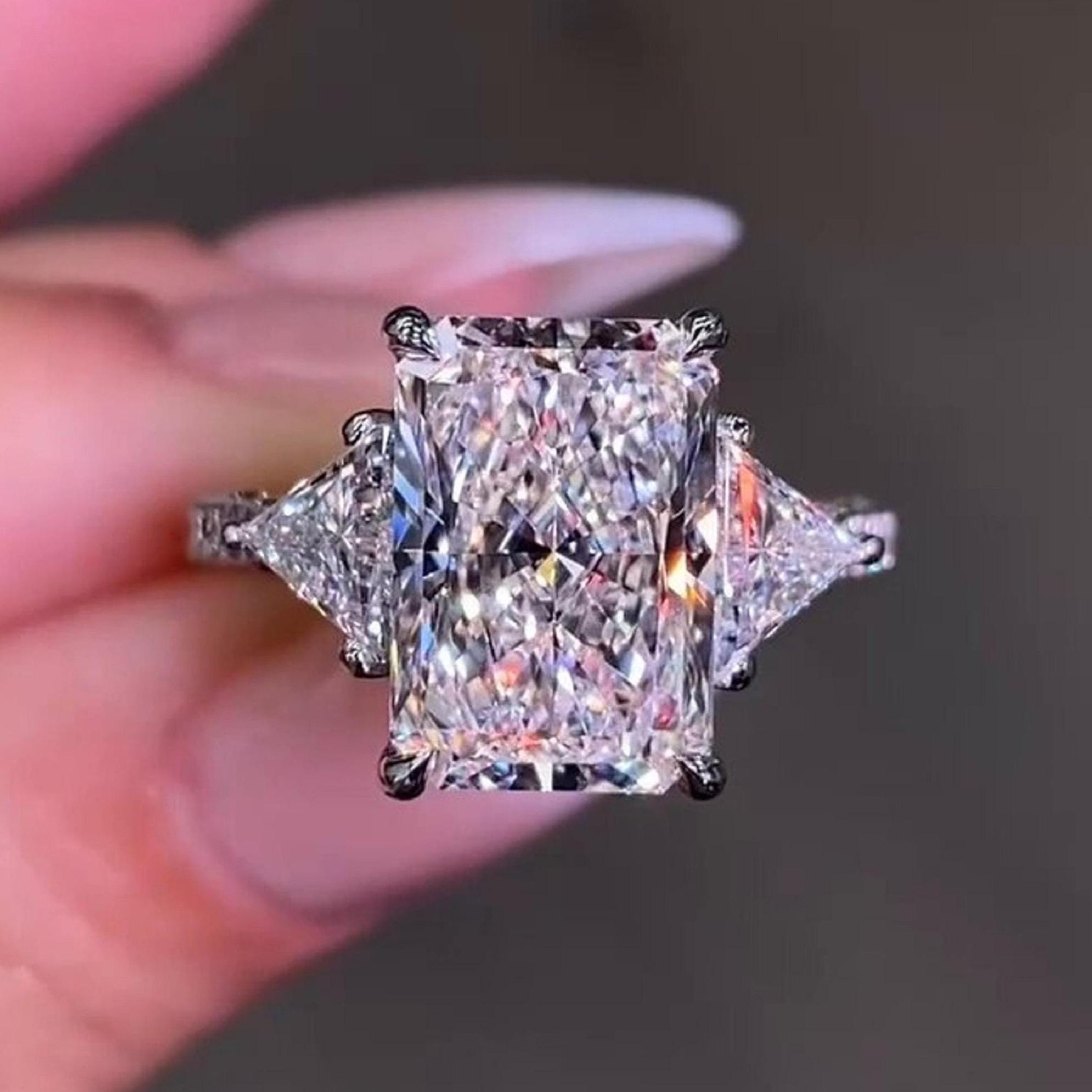 4 CT Radiant Cut Moissanite Three Stone Engagement Ring Gift For Her Promise Ring Solid Gold Ring Anniversary Gift Rings for Women