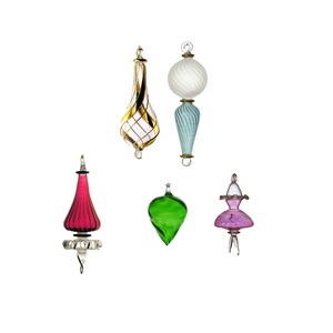 set van 5 glazen kerstversieringen met aangepaste kleuren en gepersonaliseerde kaart speciaal cadeau gegraveerde ornamenten e1-vorm
