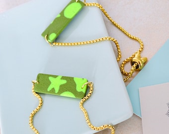 Verstellbares Goldenes Armband aus Edelstahl & Polymer Ton mit Neon Azkente, Slider Armband, Handgemachter Ausgefallener Schmuck für Damen