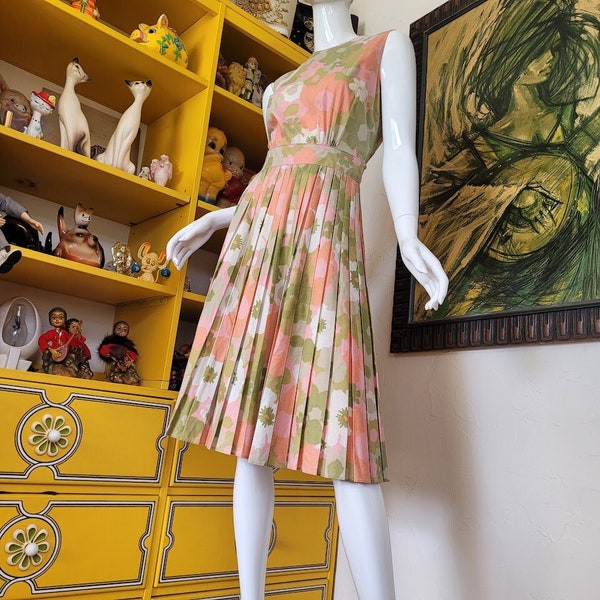 Vintage 60s Pink/Green Floral Shirtwaist Full Circle Skirt Rockabilly Dress S/M