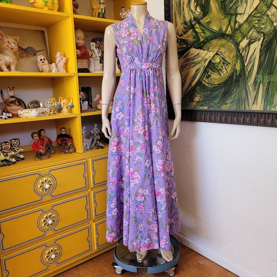 Vintage 70s Lilac Watercolor Floral Gathered Fron… - image 2