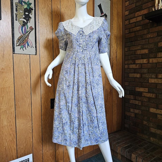 laura ashley＊Blue flower pattern dress Vintage Laura Ashley Dress - Roses in Full Bloom Dress