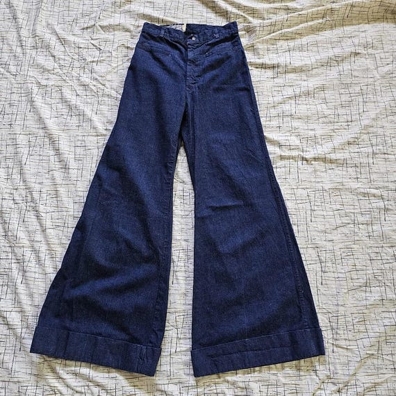 Vintage 70s Landlubber High Rise Waist Elephant Bell Bottom Hippie