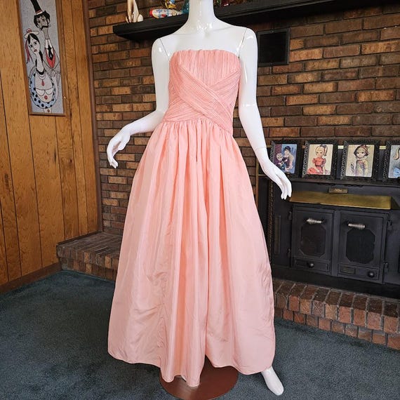 Pink 1980's Ball Gowns 80s Prom Dress Ball Gem Pink 1980's Ball Gowns 80s Prom Dress Ball Gem