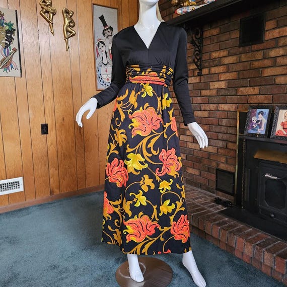 Vintage 70s Haute Bohemian Empire Waist Moody Baroque Hostess Maxi Gown Dress M/L