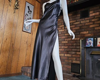 Medium 90s Victoria's Secret Emerald Green Satin Slip Dress
