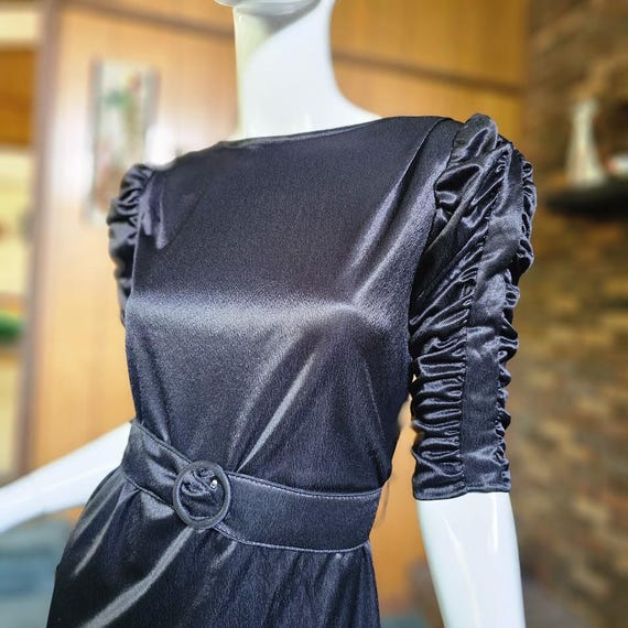 bad party dresses 10 Prom Dresses That Are so Bad They're Good