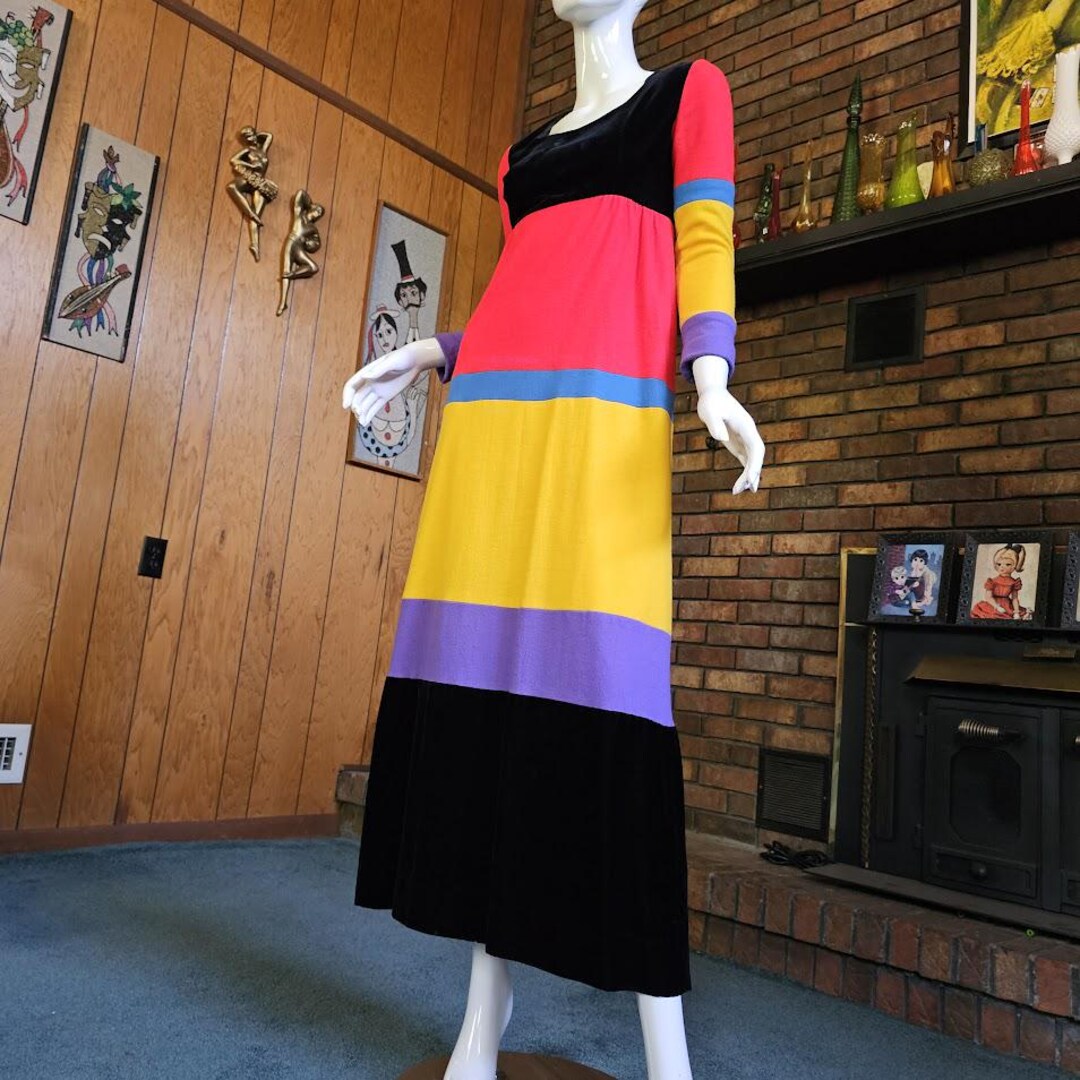 Vintage 60s 70s Mod Futuristic Colorblock Stripes Velvet Wool Twiggy ...