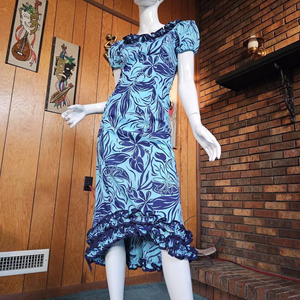 open lace back dress Blue Hawaii Tiki Tiki Sweetheart Swing Dress – Park Candy main image 1