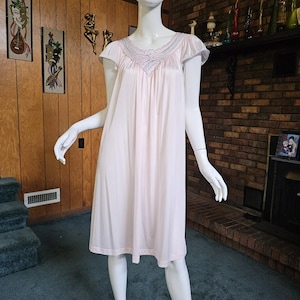 Peignoirsdagi trannies