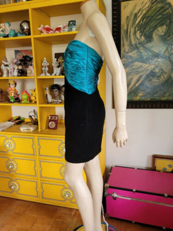 Vintage 80s Vicky Tiel Couture Velvet Silk Draped… - image 4