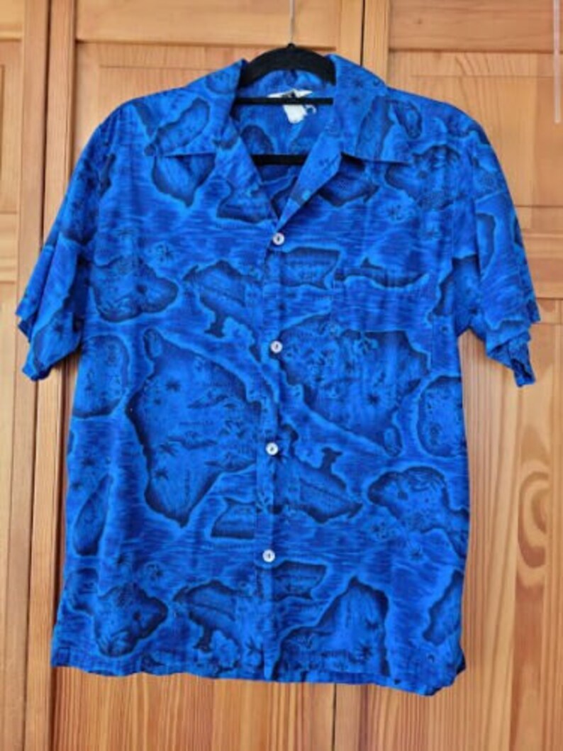 Vintage 60s Hawaiian Islands Map Mens 100% Cotton Painted Blue Button Down Shirt M image 1