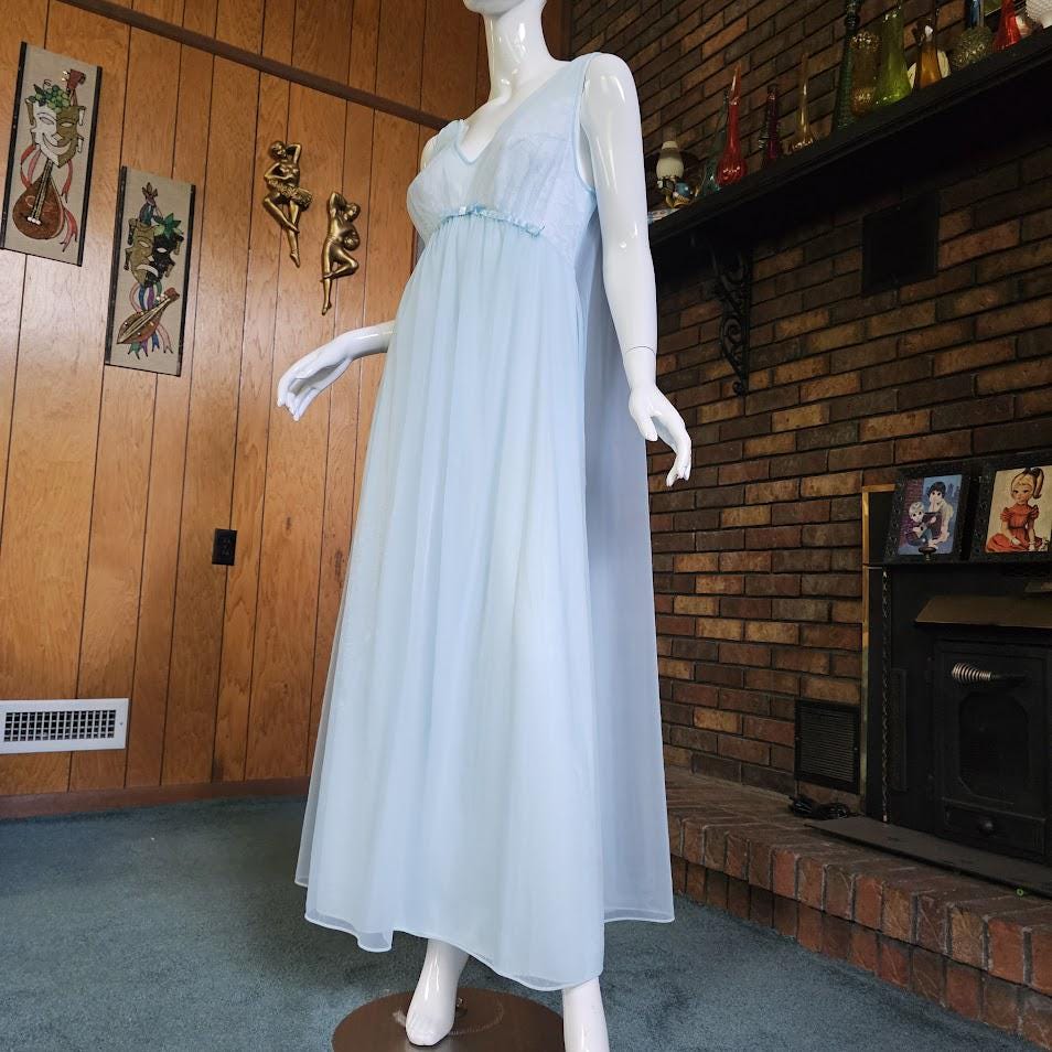 Vintage 50s Blue Ice Queen Double Layer Nylon Watteau Train
