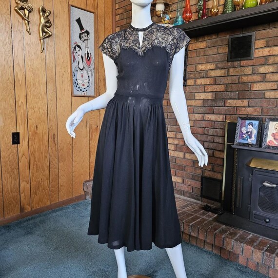 cocktail dress for women in 40s 40s Vintage Cocktail Dress Women's Large LBD Sparkly Arrow Accent Pepl   Mags Rags