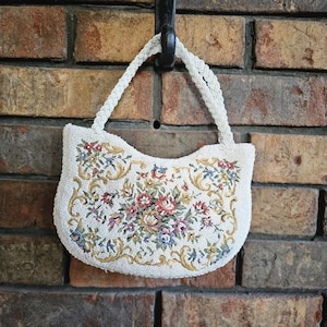 Bolso de mano vintage de los años 60 con asa superior trenzada con flores victorianas y tapiz de cuentas Magid