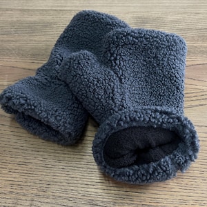 Cute Fingerless Gloves, Fluffy Wrist Warmers, Soft Fingerless Mitts, Warm Arm Warmers, Winter Fleece Lined Mittens, Christmas Gift