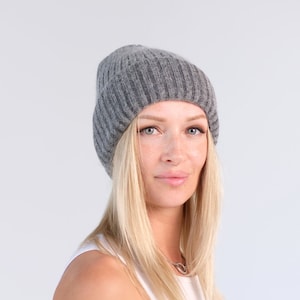 Womens winter hat, Fleece lined beanie, Knit soft beanie, Warm wool hat, Beanie hat, Knitted hat, College student gift, Winter hat, hat
