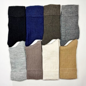 2 Pairs Alpaca Wool Socks Women&#39;s and Men Crew Warm Socks