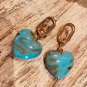 Hearts hoop earrings in stainless steel and Resin