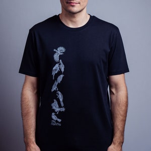 Bird Men&#39;s T-Shirt made of organic cotton, short sleeves, hand screen printed, sustainable gift for men