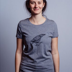 Raven women&#39;s T-shirt made of organic cotton, short sleeves, hand screen printed, sustainable gift for women