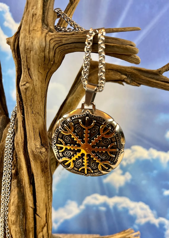 Vegviser pendant in premium stainless steel will never dull or rust keeping a brilliant shine forever.