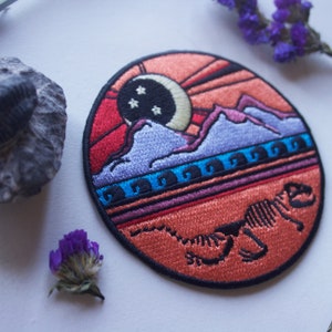 Dinosaur Fossil Patch | Skeleton Paleontology Natural History | Backpack Jacket Iron-On Patches | Handmade Gift
