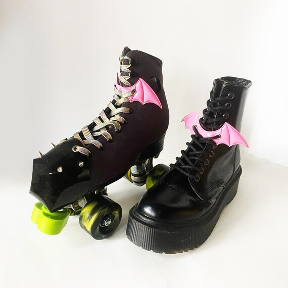 Bat Wings for Skates \u0026 Combat Boot Shoes | Lace Charms Rollerskating Gear | Pastel Goth Spooky Charm | Pink Black Red Silver Bat | One Pair