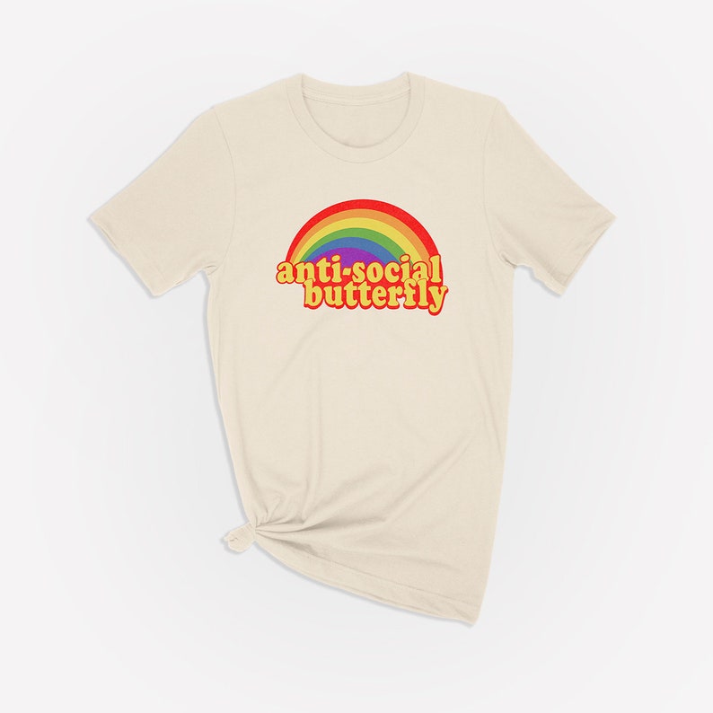 Retro Rainbow Introvert Graphic Tee AntiSocial Shirts Unisex Womens Plus Size Espilane T-shirt XS-3XL Creme