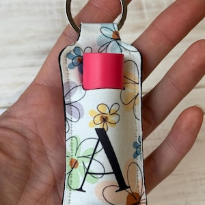 Chap Stick Holder Keychain, Chap-stick holder keychain, Lip Balm Keychain, Boho lip balm holder keyring, lip balm keychain gift, Chapstick