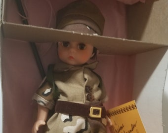 Madame Alexander 1991 Welcome Home Doll