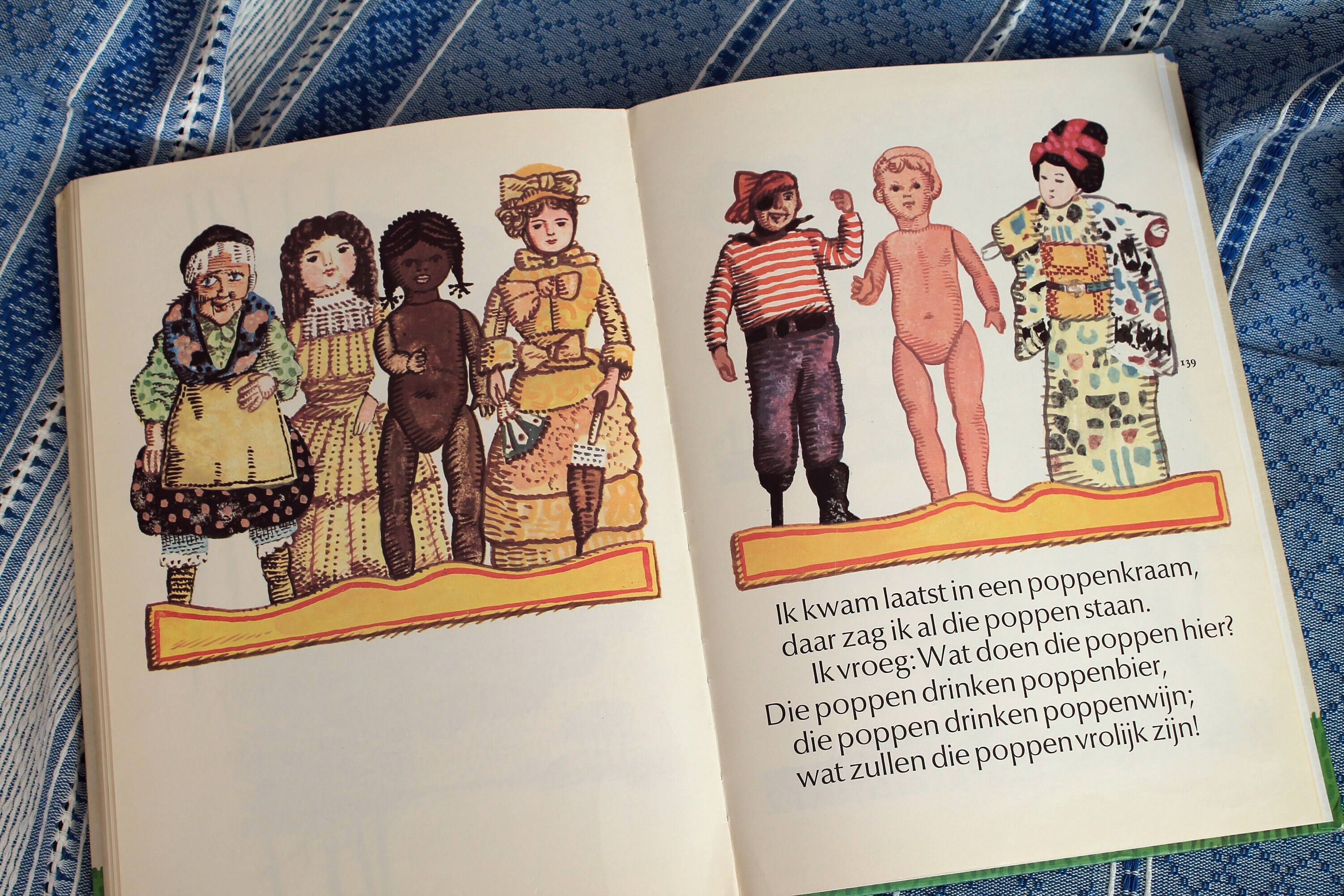 Rijmpjes En Versjes Uit De Oude Doos Traditional Rhymes & Poems Dutch