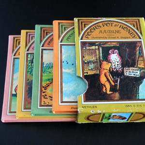 Pooh&#39;s Pot o&#39;Honey by A.A. Milne | Illustrator E.H. Shepard | Vintage 1981 Winnie The Pooh Mini Books | Winnie-the-Pooh Children Books