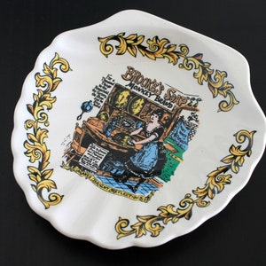 Brooke&#39;s Soap Monkey Brand | Vintage Soap Dish Holder | Lord Nelson Pottery | Hand-crafted in England | Porcelain Ceramic Shell Dish