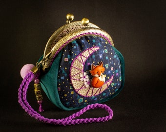 Fox clasp purse | Small purse with emerald velvet | Fox and moon purse with strap