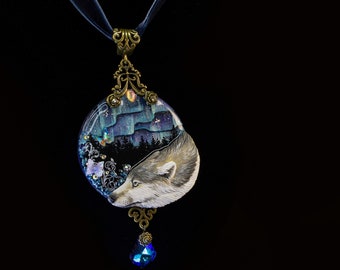 Wolf necklace for women | Wolf head pendant with Aurora Borealis | Wolf jewelry with night sky and Northern Lights