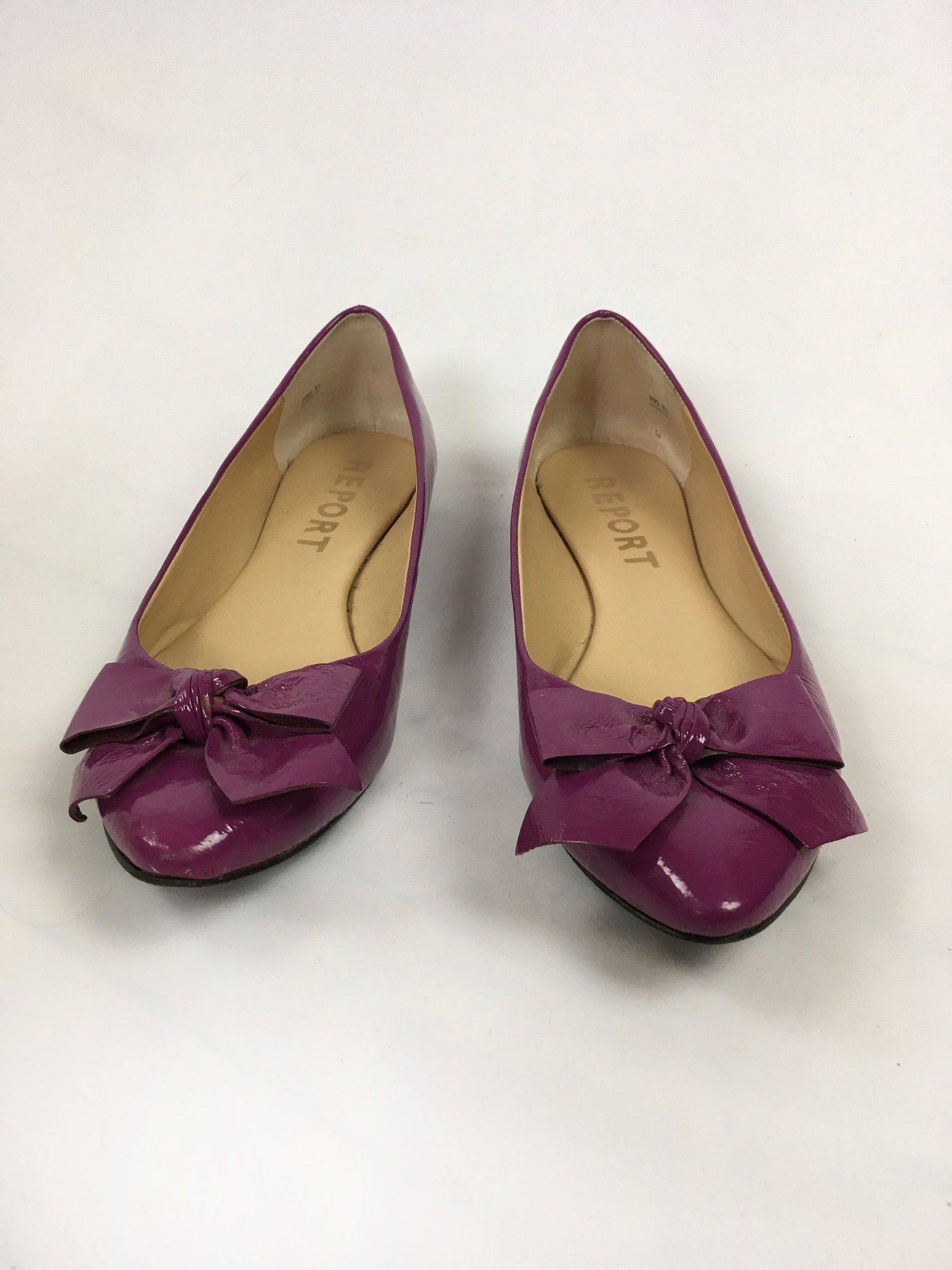 womens purple patent leather shoes / ballet flats report / slip ons shoes / size 8.5
