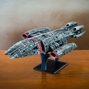 Battlestar Galactica Valkyrie, High Detail Schiffsmodell, Spaceship Prop Replica Figur, Scifi, Custom 3d gedruckt, 3d gedruckte Figuren, Pegasus