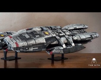 Modello di nave ad alto dettaglio Battlestar Galactica, figura di replica dell'astronave, statuetta di astronave Scifi, stampa 3d personalizzata, figure stampate in 3D