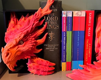 Fire Dragon Book Nook-inzetstuk | Fantasieboekenplankdecor | Vlamdraakplankinzetstuk | Dark Fantasy Book Nook | Gotisch bibliotheekdecor