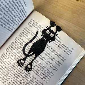 Hanging Black Cat Bookmark - Whimsical Cat Lover Gift Unique Reading Accessory