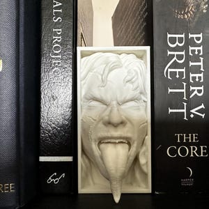 Possessed Face Book Nook: Creepy Horror Bookshelf Decor