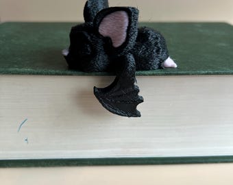 Book Shelf Sitters