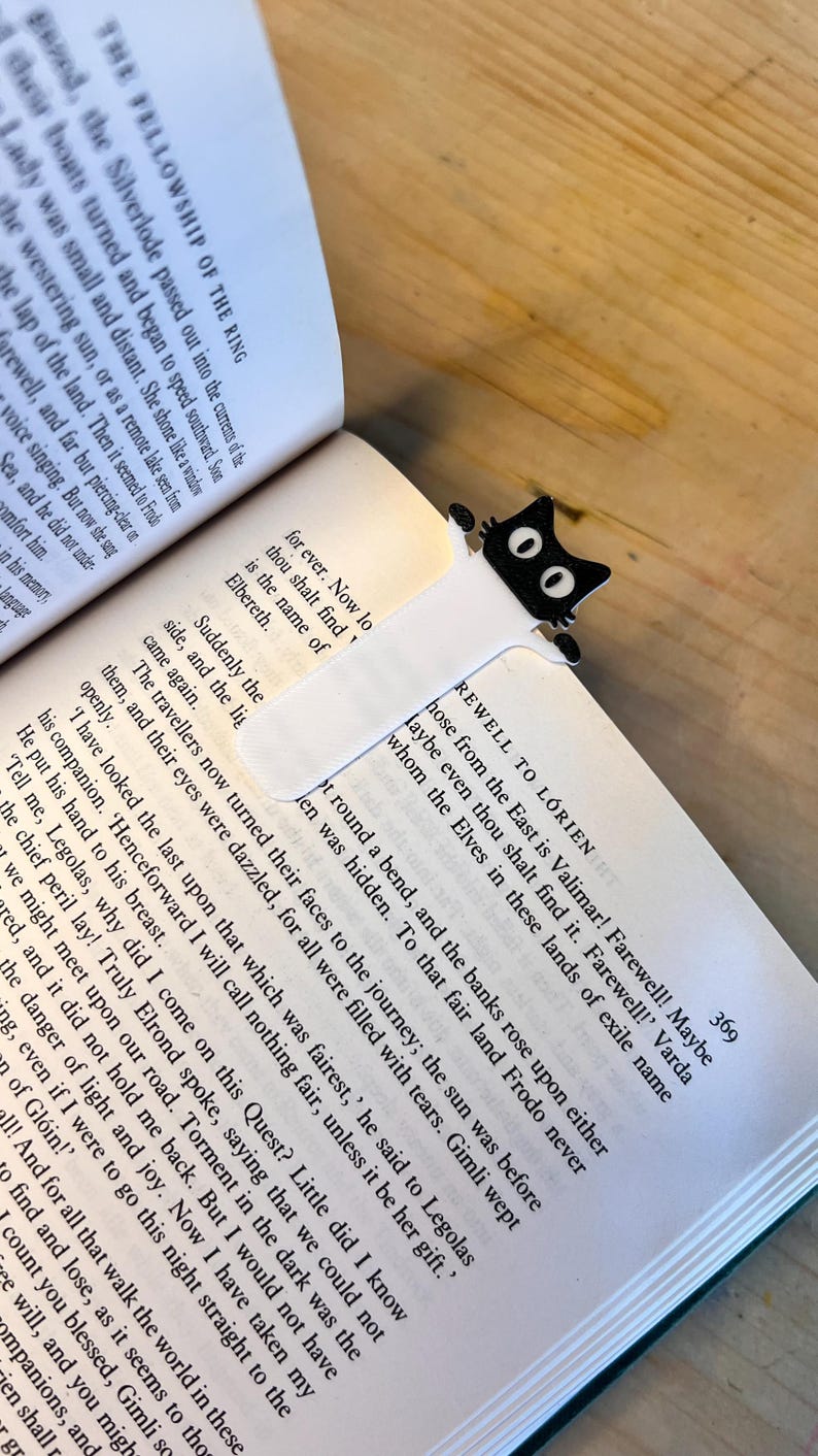 Peeking Black Cat Bookmark Clip Cute Book Lover Gift Animal Reading Accessory for Books Journals Notebooks