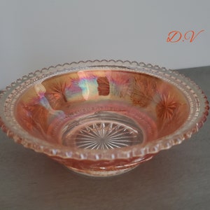 Carnival Glass &quot;Amber&quot; Marigold Bowl with Star Flower & Leaf Pattern
